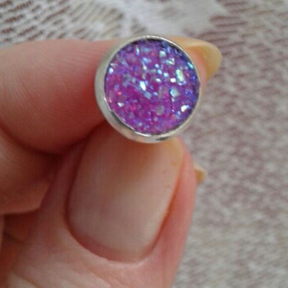 (Q3) Purple Druzy Style Earrings - Picture 4 of 4
